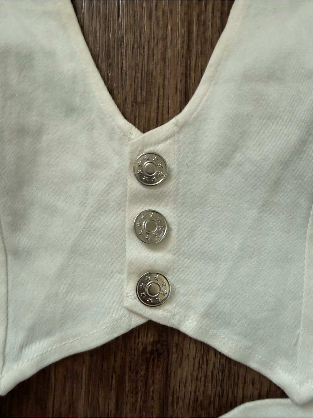 Princess Polly Cream Halter Button-Front Crop Top - Picture 3 of 3